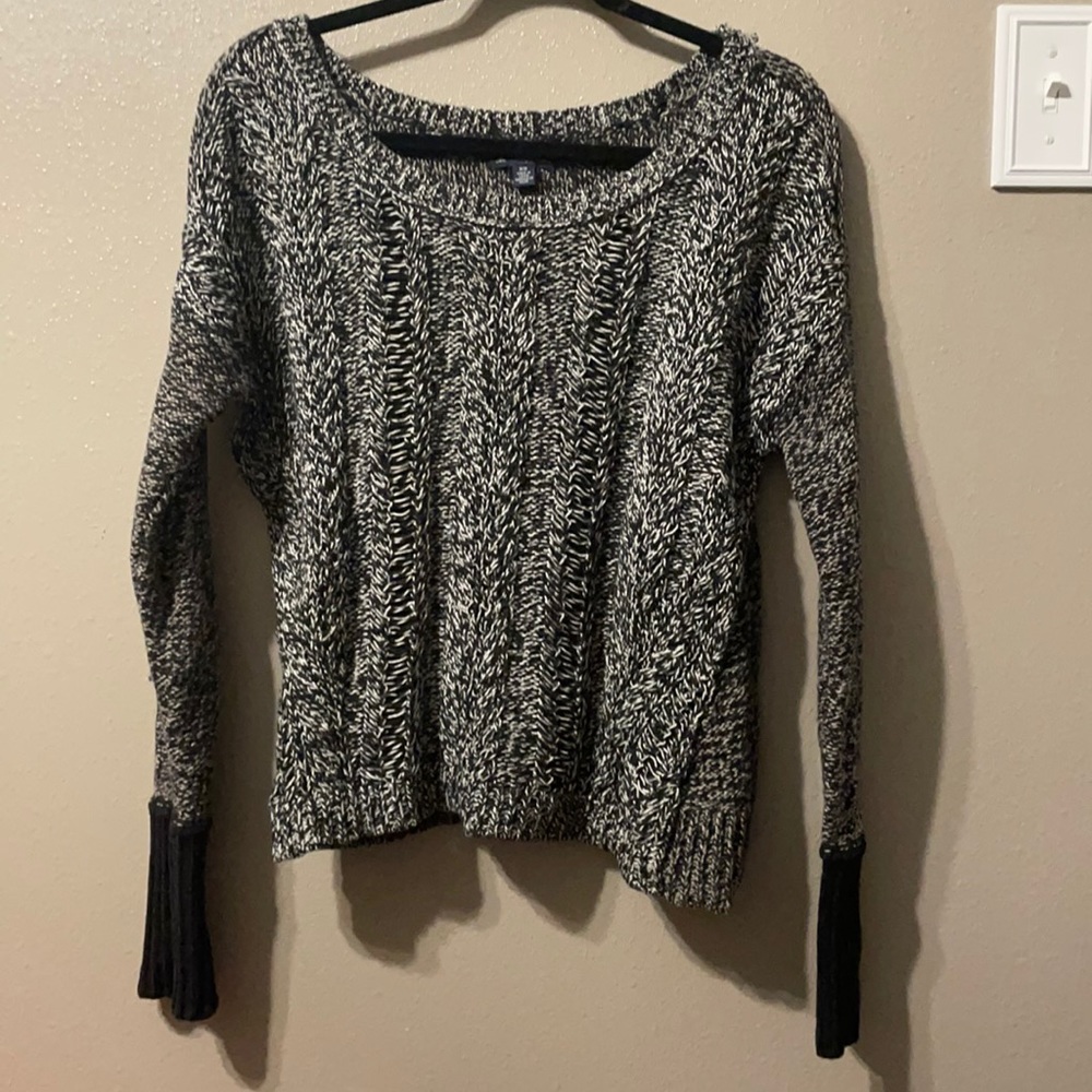 American Eagle Sweater black & white sz M